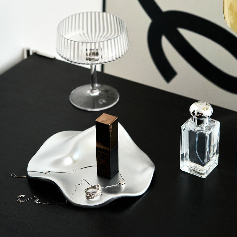 Light Luxury Style Jewelry Sto - Table Watch Luxury avaliação e preço