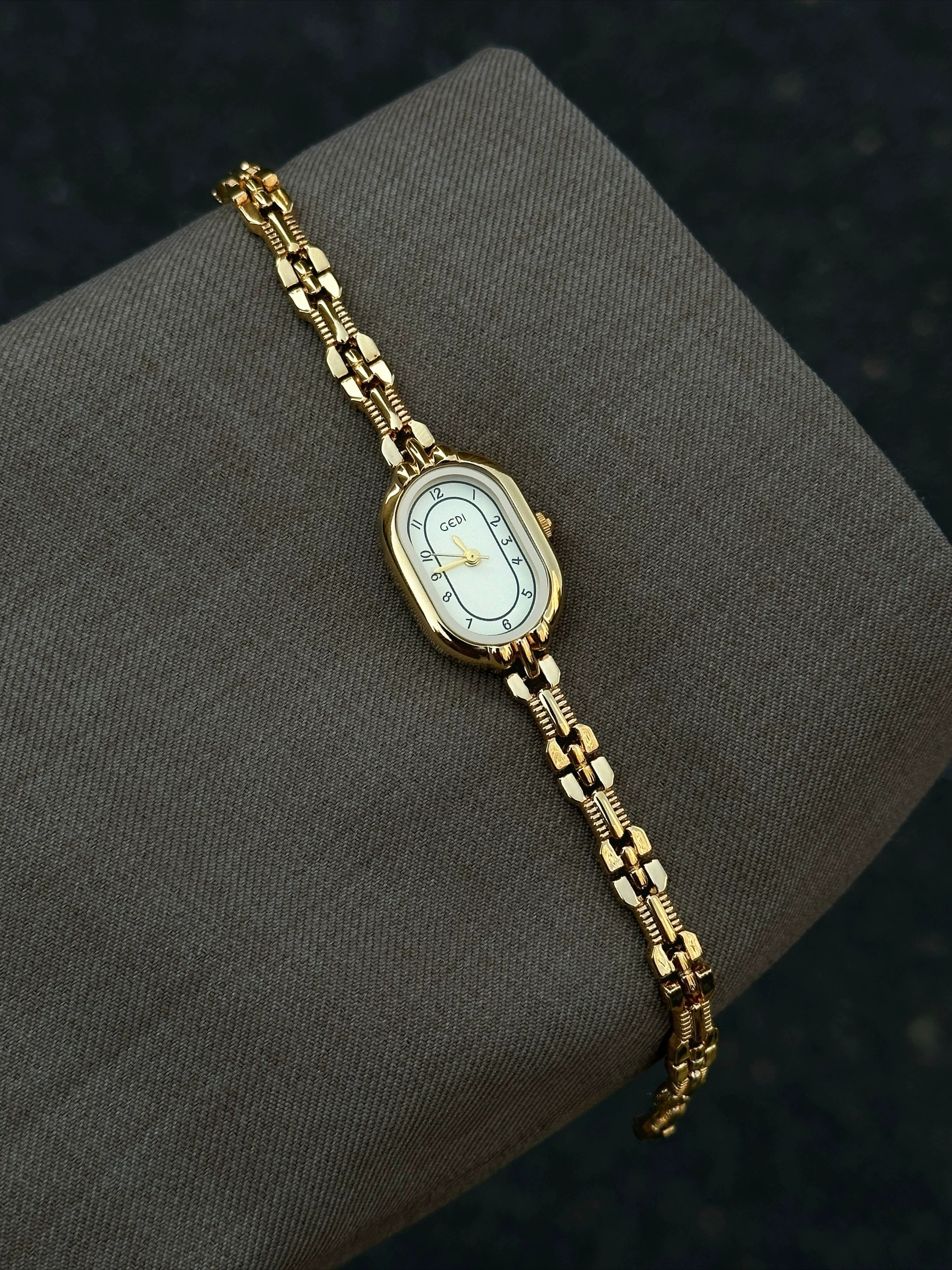 Luxury Gold Ladies Watch Medie - Luxury Watch Usa avaliação e preço