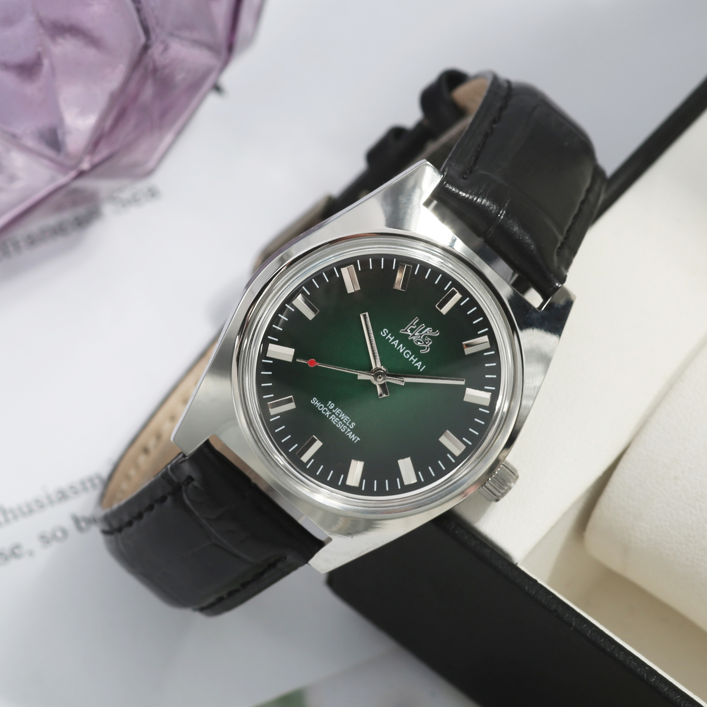 Shanghai 36MM Men's Hand-Wind  - Diver Watch 300M avaliação e preço
