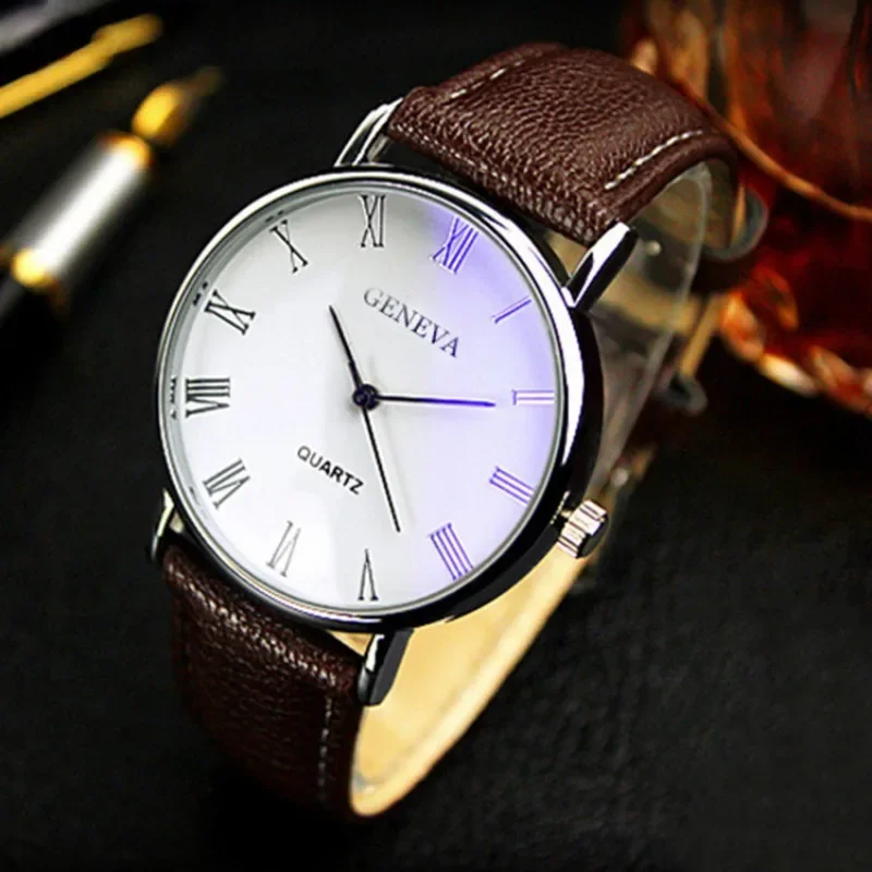 Famous Brand Men Quartz Watch  - Luxury Watch Mockup avaliação e preço