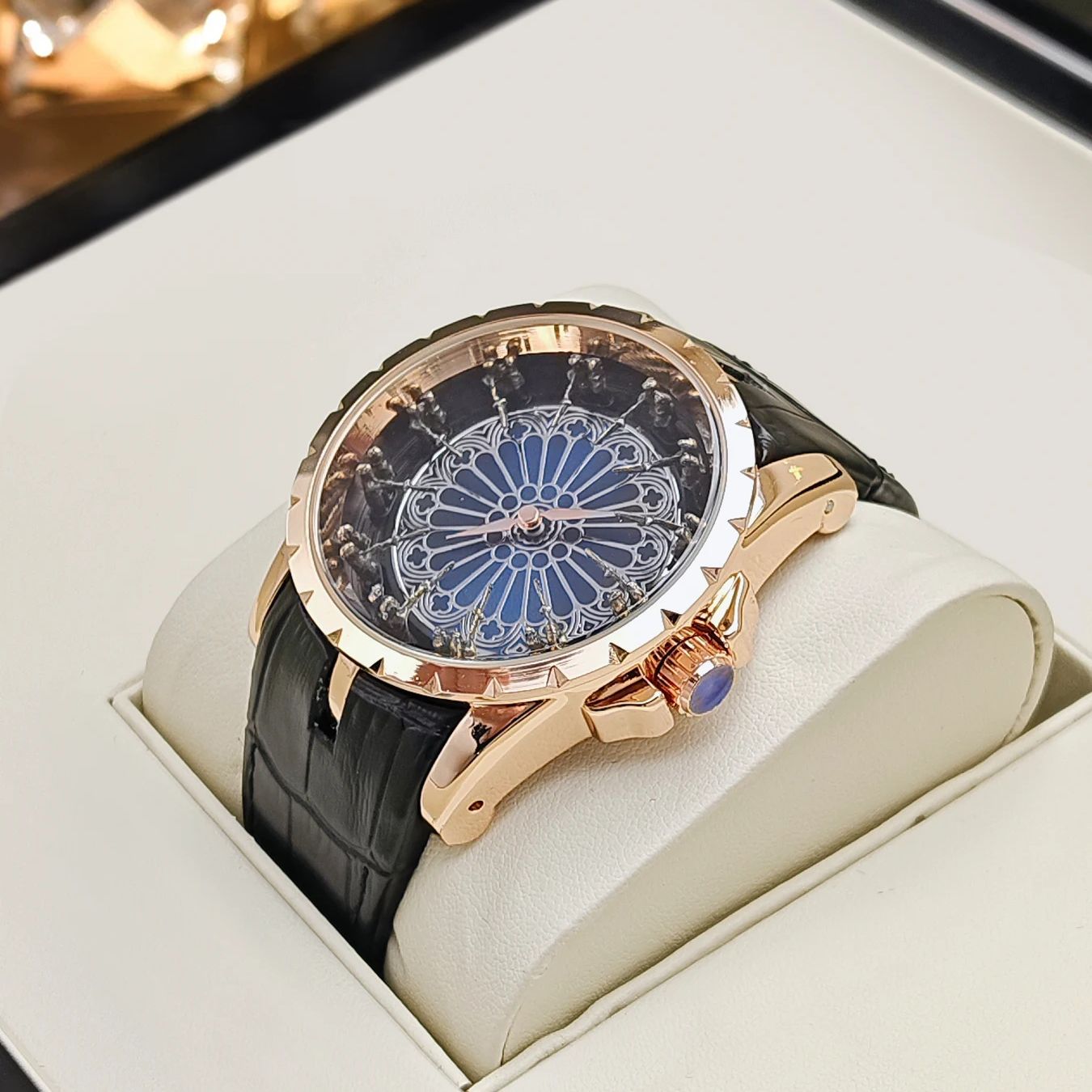 High-End Luxurious and Elegant - Zodiac Luxury Watch avaliação e preço